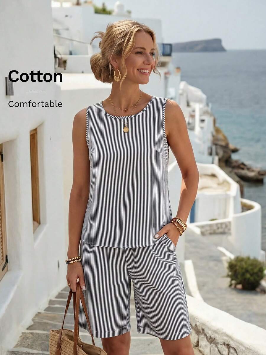 Conjunto Casual Feminino - Regata e Shorts Listrados