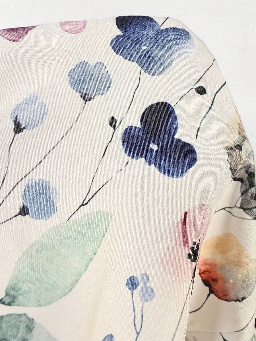 Blusa Casual Elegante - Gola de Renda e Acabamento Franzido