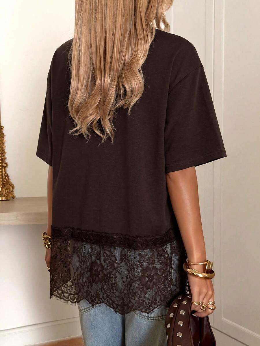 Camiseta de Malha Premium - Renda de Bolinhas Elegante
