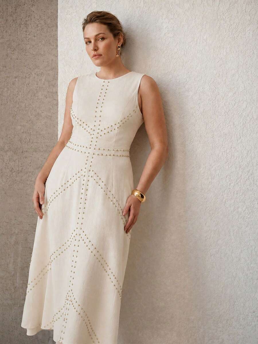 Vestido Elegante Plus Size - Personalizado com Rebites Premium
