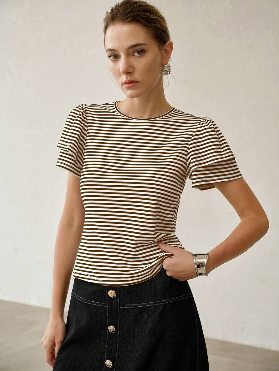 Camiseta Casual Feminina - Manga Dupla Babado e Listras Premium