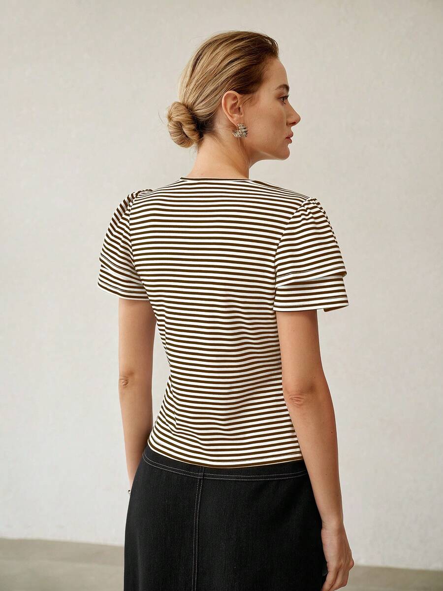Camiseta Casual Feminina - Manga Dupla Babado e Listras Premium