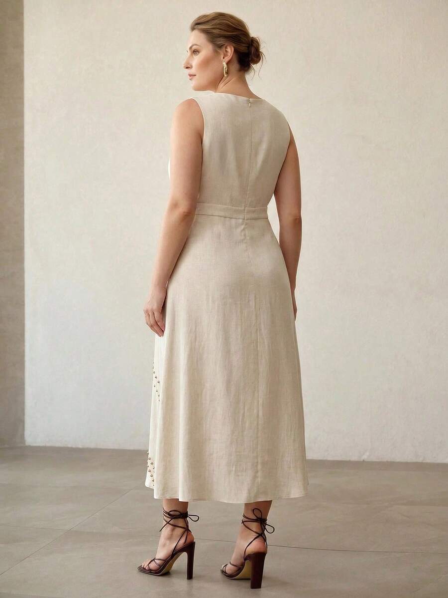 Vestido Elegante Plus Size - Personalizado com Rebites Premium