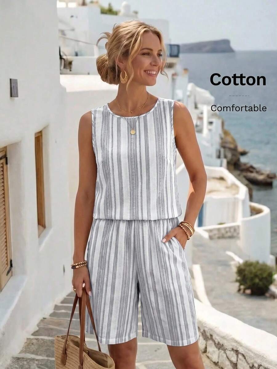 Conjunto Casual Feminino - Regata e Shorts Listrados