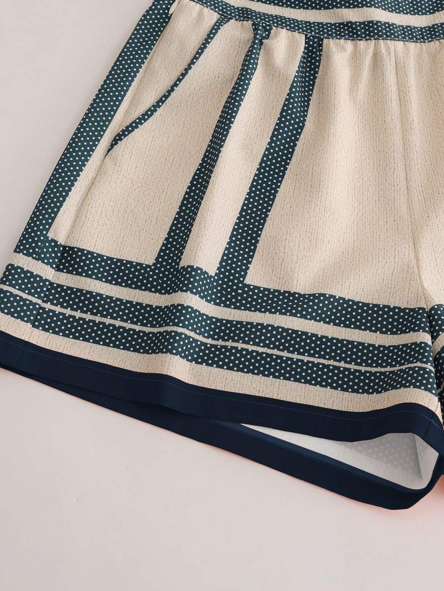 SHEIN LUNE Conjunto Casual Boêmio com Estampa para Férias Feminino, Top Sem Mangas com Decote em V e Shorts, 2 Peças, Estilo de Verão
