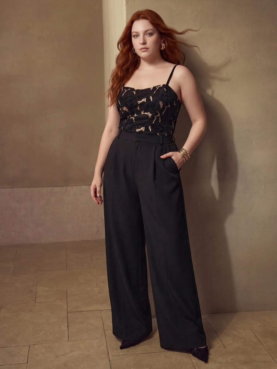 Regata Feminina Plus Size - Veludo Premium com Bordado Elegante