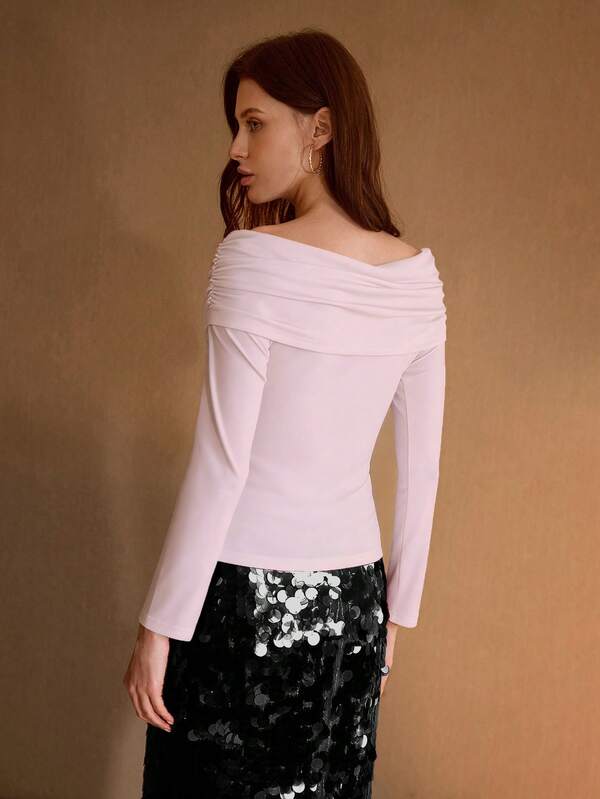 Blusa Feminina Ombro a Ombro Cruzada na Frente Slim Manga Longa Cor Preto Branco Claret Rose  Coleção Entre Estações - Boutique do Encanto 