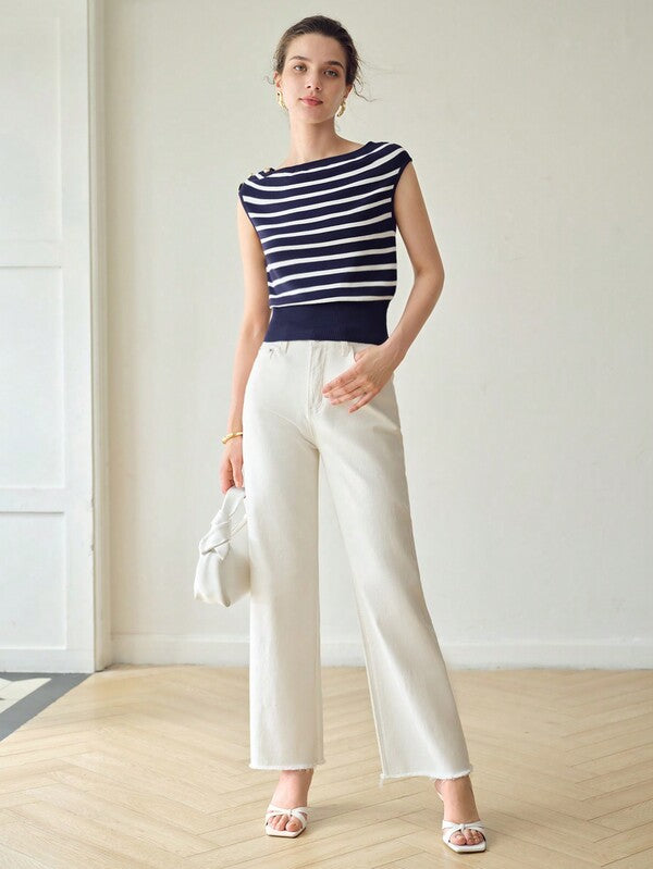 Blusa Tricot Listrada Azul e Branca Cropped - Gola Redonda com Botões Ombro - Malha Premium - Coleção Entre Estações - Boutique do Encanto 