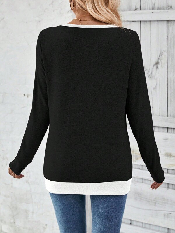 Blusa em Malha Premium Decote V Contrastante Feminina – Essenciais Urbanos