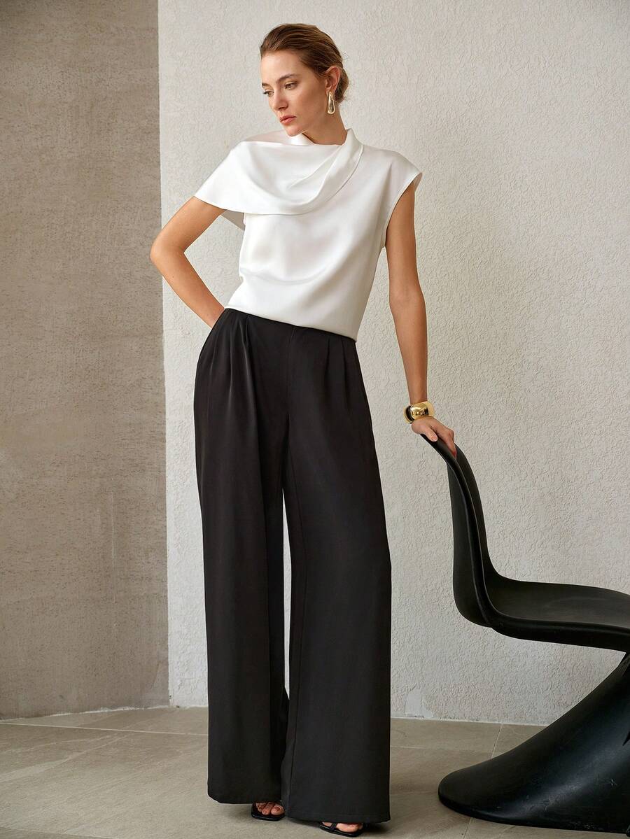 Blusa feminina 100% poliéster com acabamento sofisticado