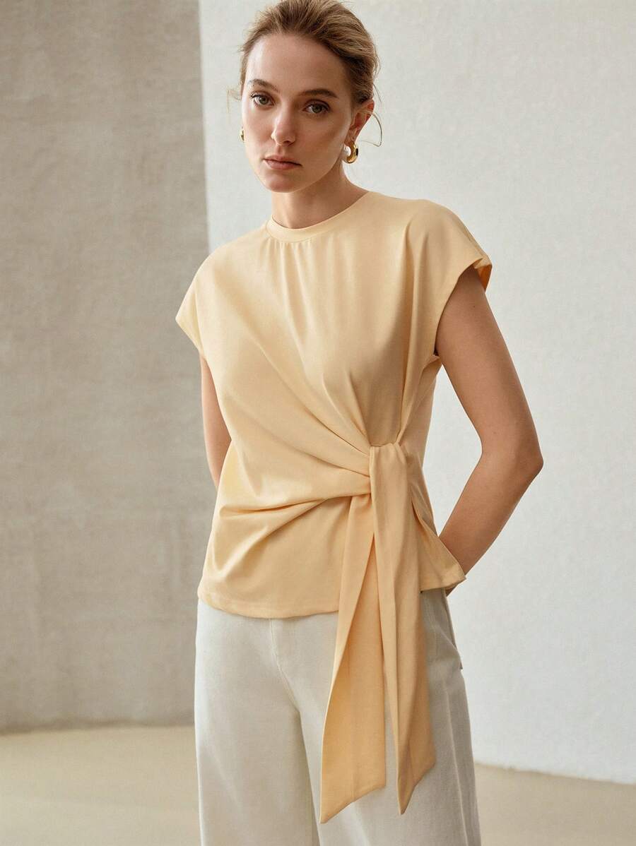 Blusa feminina Baunilha Dourada em algodão com torcido e faixa lateral – Boutique do Encanto