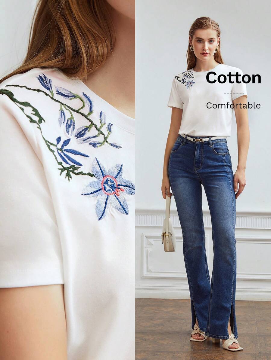 Blusa feminina branca 94% algodão com bordado floral azul – Boutique do Encanto