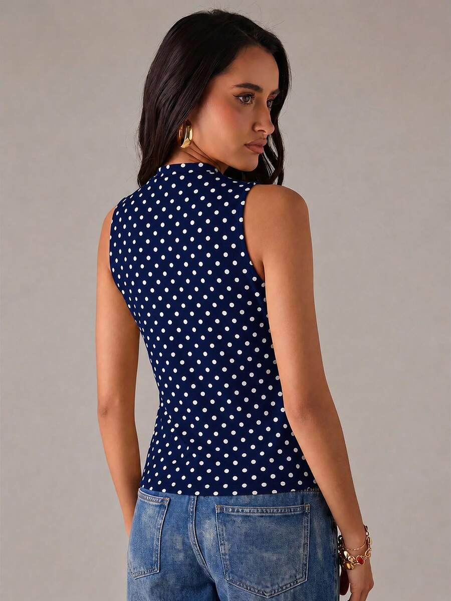 Blusa feminina poá Azul Marinho com babados e laço no decote