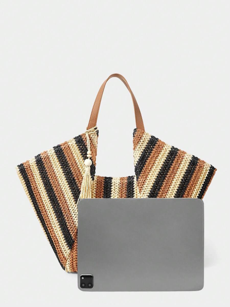 Bolsa tote feminina bege com fechamento magnético