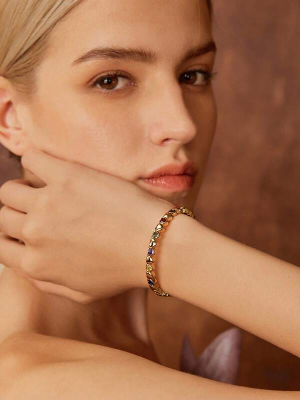 Bracelete Feminino Corações Coloridos em Aço Inox Banhado a Ouro 18 K - Semi Joia Fashion Premium Boutique do Encanto