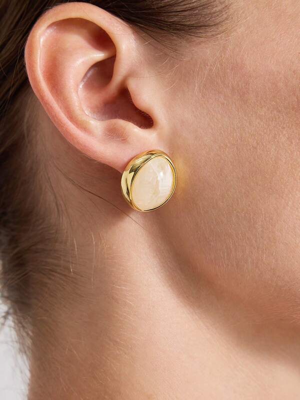 Brincos Femininos Quadrados com Pérola Oval Central com Moldura Dourada Banhada a 18 K - Soft Pearl Collection - Boutique do Encanto Brincos