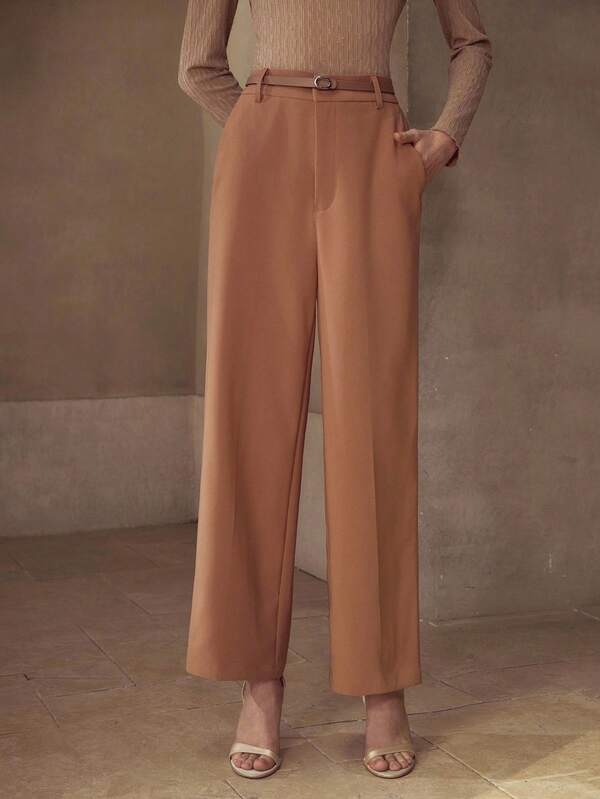 Calça Feminina Perna Reta - Cores Preto - Branco - Castanho - Cintura Natural, Zíper Frontal e Bolsos - Coleção Entre Estações - Boutique do Encanto 