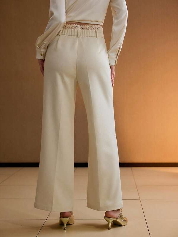 Calça Social Feminina Perna Larga com Renda Contrastante - Alfaiataria Premium - Boutique do Encanto Calças 