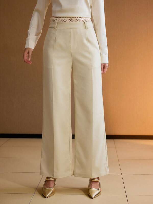 Calça Social Feminina Perna Larga com Renda Contrastante - Alfaiataria Premium - Boutique do Encanto Calças 