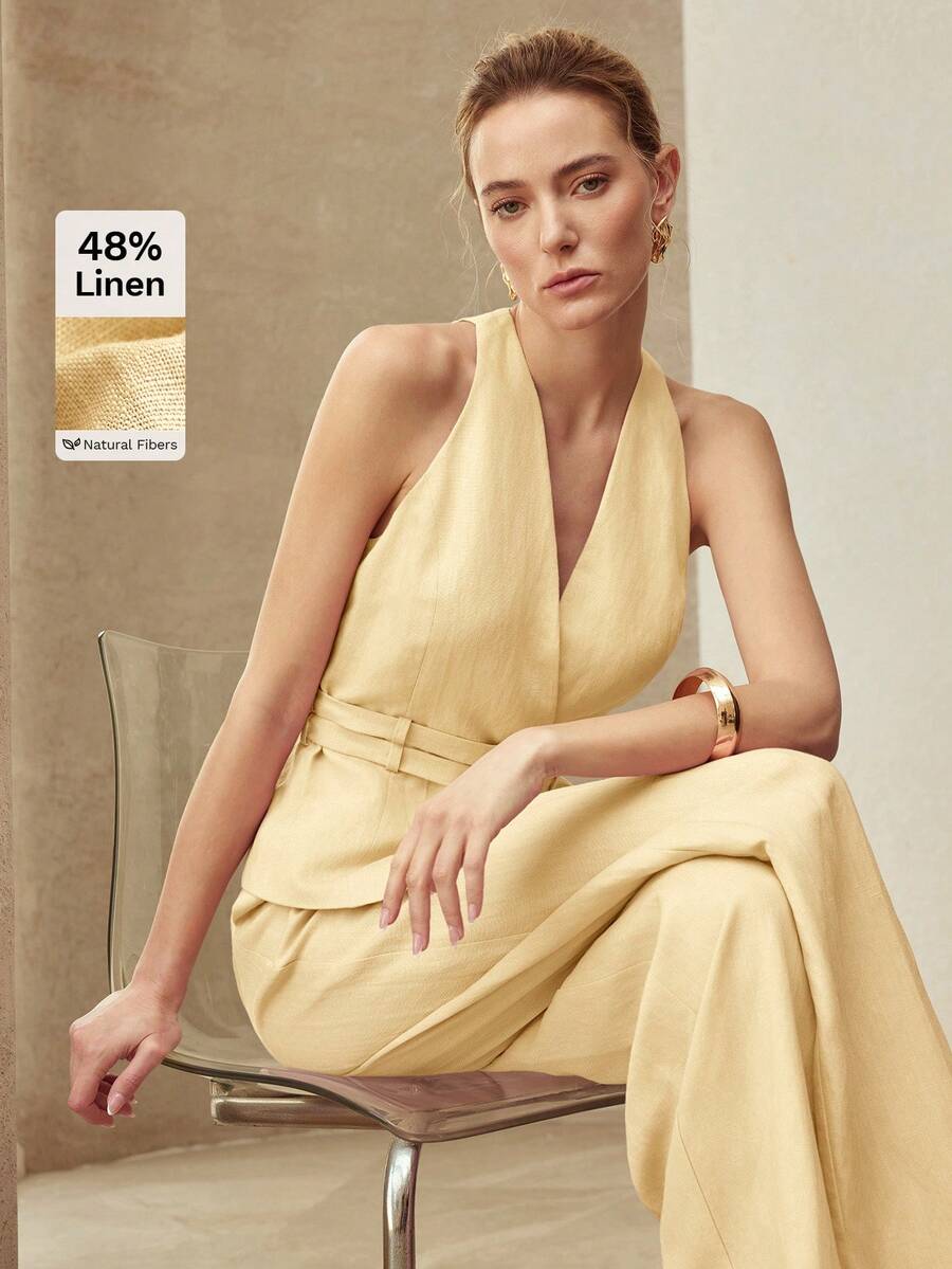 Calça e colete femininos cor amarelo baunilha, pantalona com caimento amplo e elegante e colete acinturado 