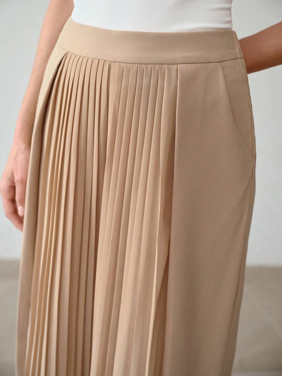 Calça pantalona forrada em tom Areia Dourada