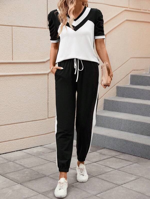 Conjunto Feminino 2 Peças Casual Manga Curta Calça Moletinho com Recortes