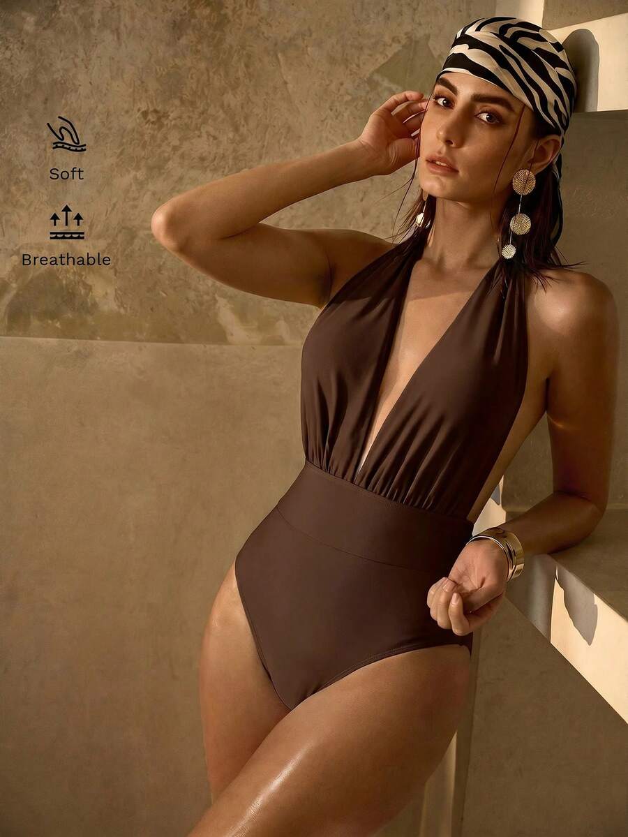 Maiô feminino Café com decote V e modelagem frente única