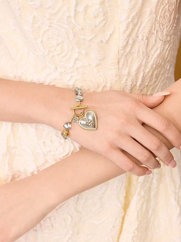 Pulseira Feminina de Corações em Aço Inox com Pingente Serpente Banhada a Ouro 18 K -Semi Joia Premium Fashion - Boutique do Encanto Pulseiras