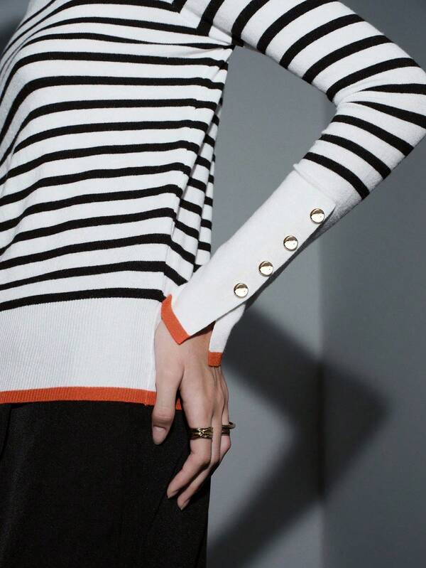 Suéter Feminino Premium de Tricô Listrado Slim Fit com Detalhe na Manga | Coleção Knitwear Elegance - Boutique do Encanto Blusas 