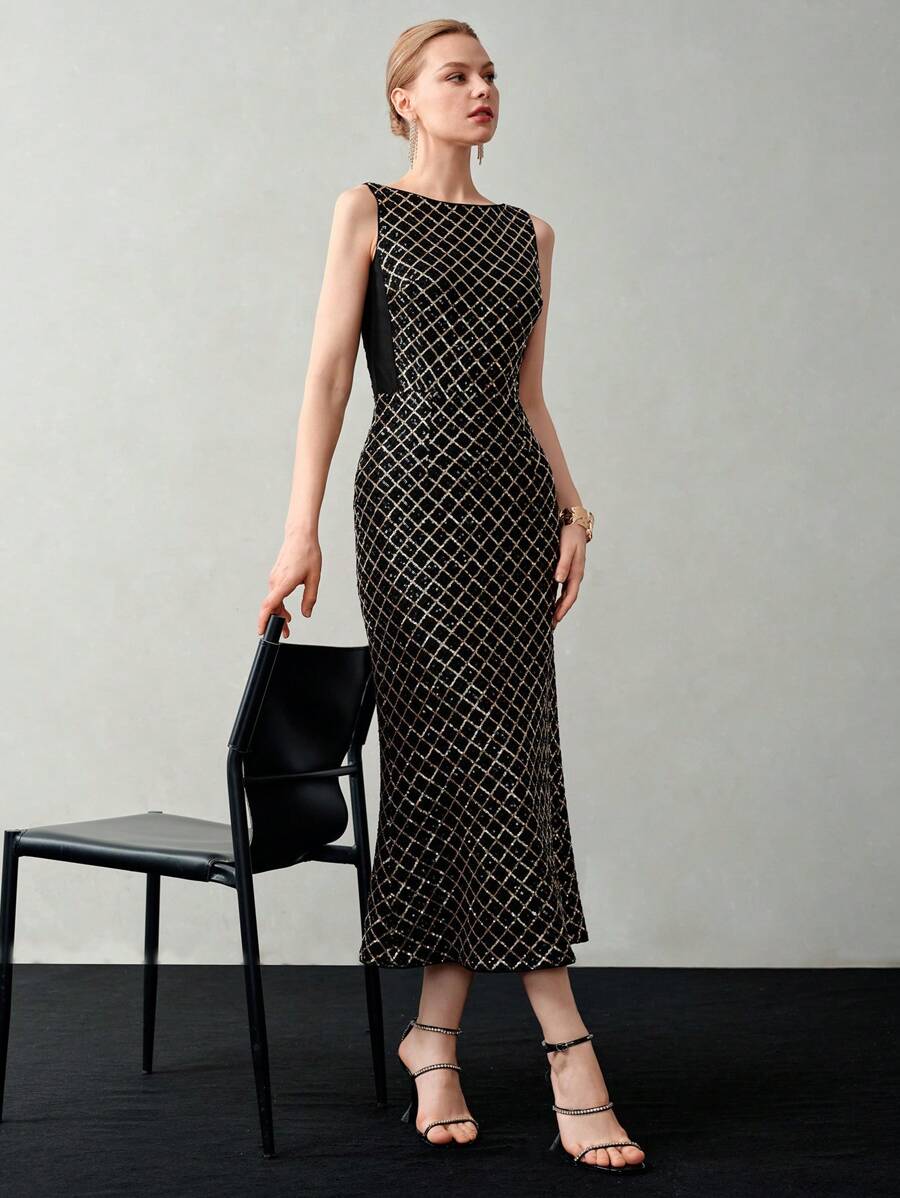 Vestido Midi Feminino Preto com desenhos bordados – Elegante