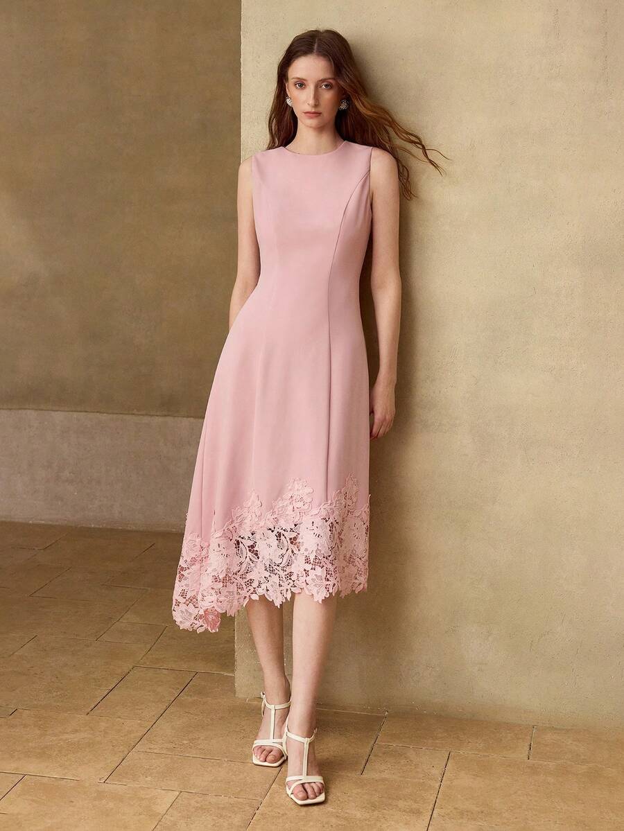 Vestido Rosa Chá elegante com decote redondo e modelagem em A.