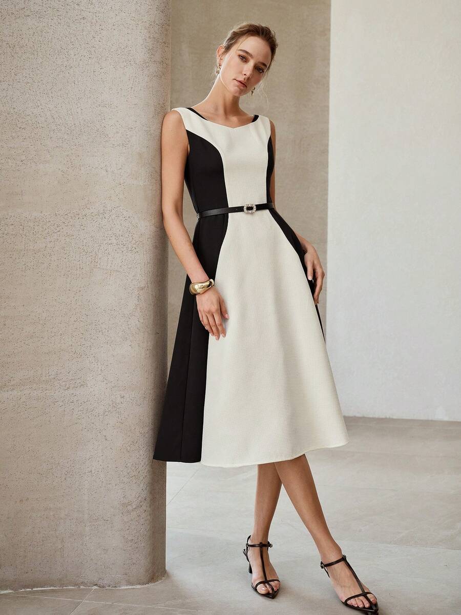 Vestido feminino midi preto e branco com cinto