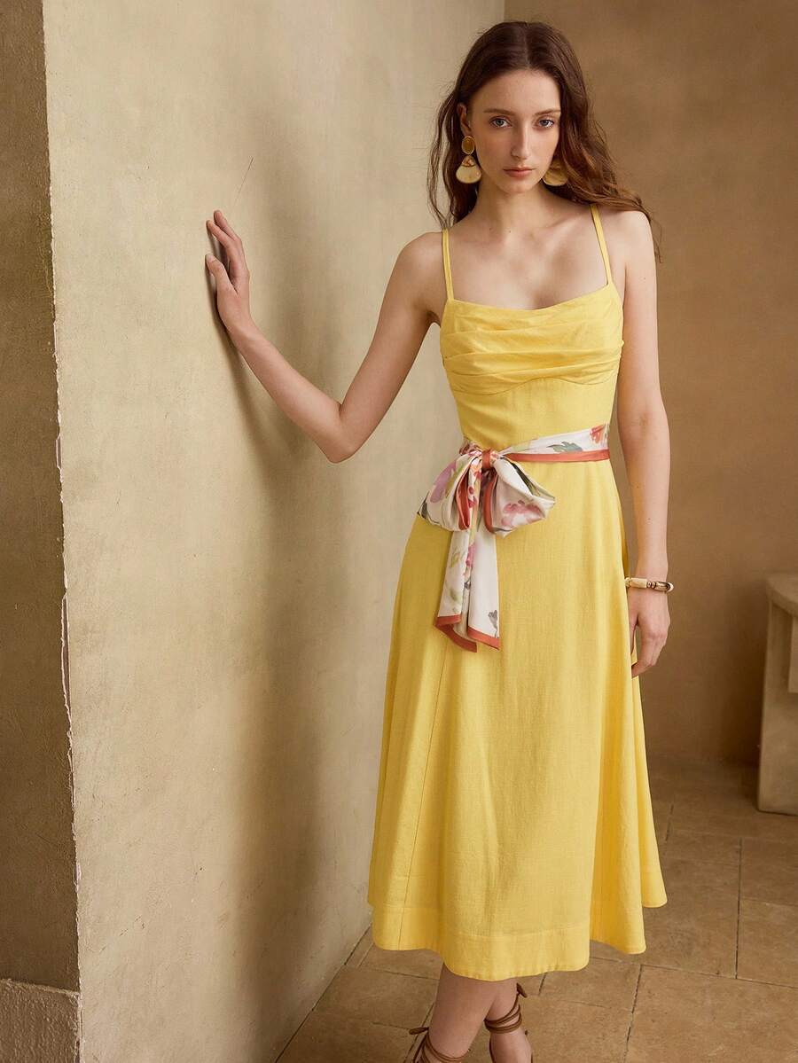 Vestido midi amarelo solar feminino em viscose e linho - Tamanho PP ao G - Boutique do Encanto 