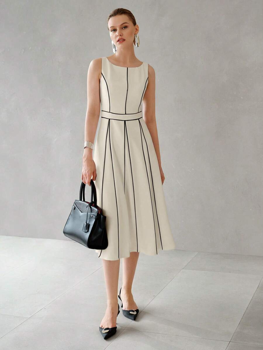 Vestido midi feminino com cintura alta e pregas estruturadas na saia
