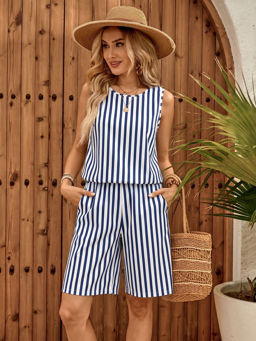Conjunto Casual Feminino - Regata e Shorts Listrados