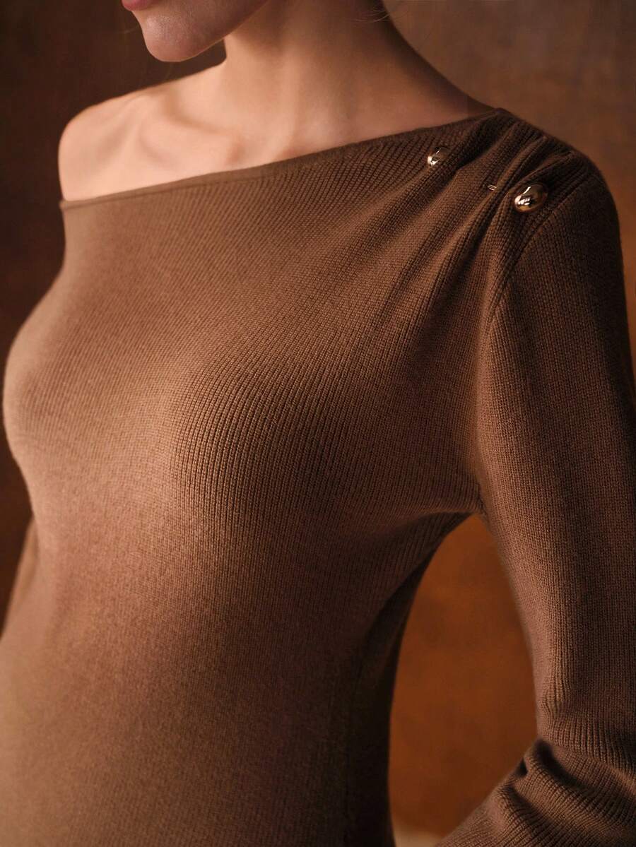 conjunto feminino assimétrico elegante marrom com detalhe metálico