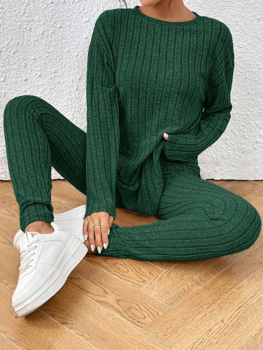 conjunto feminino verde oliva  confortável canelado para dia a dia