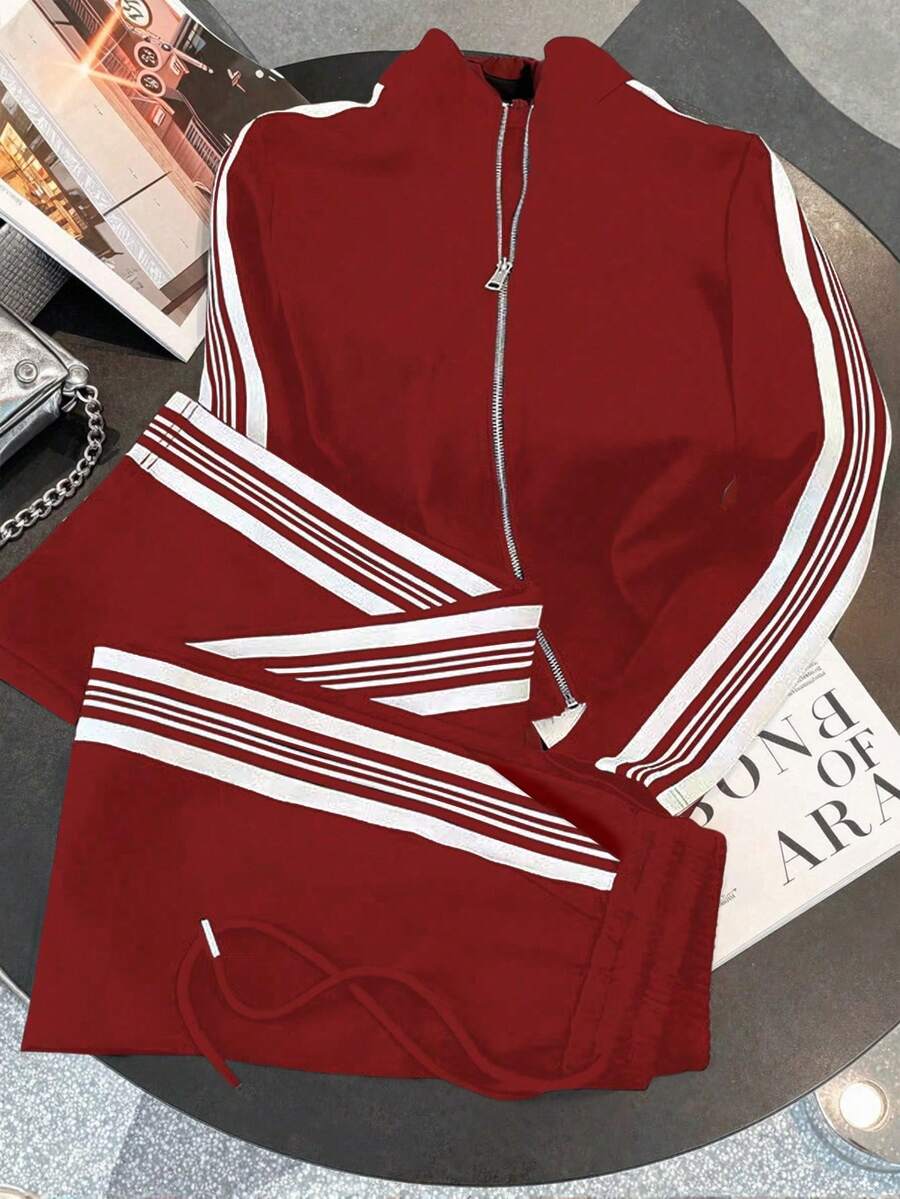 look feminino moderno conjunto vinho com listras laterais